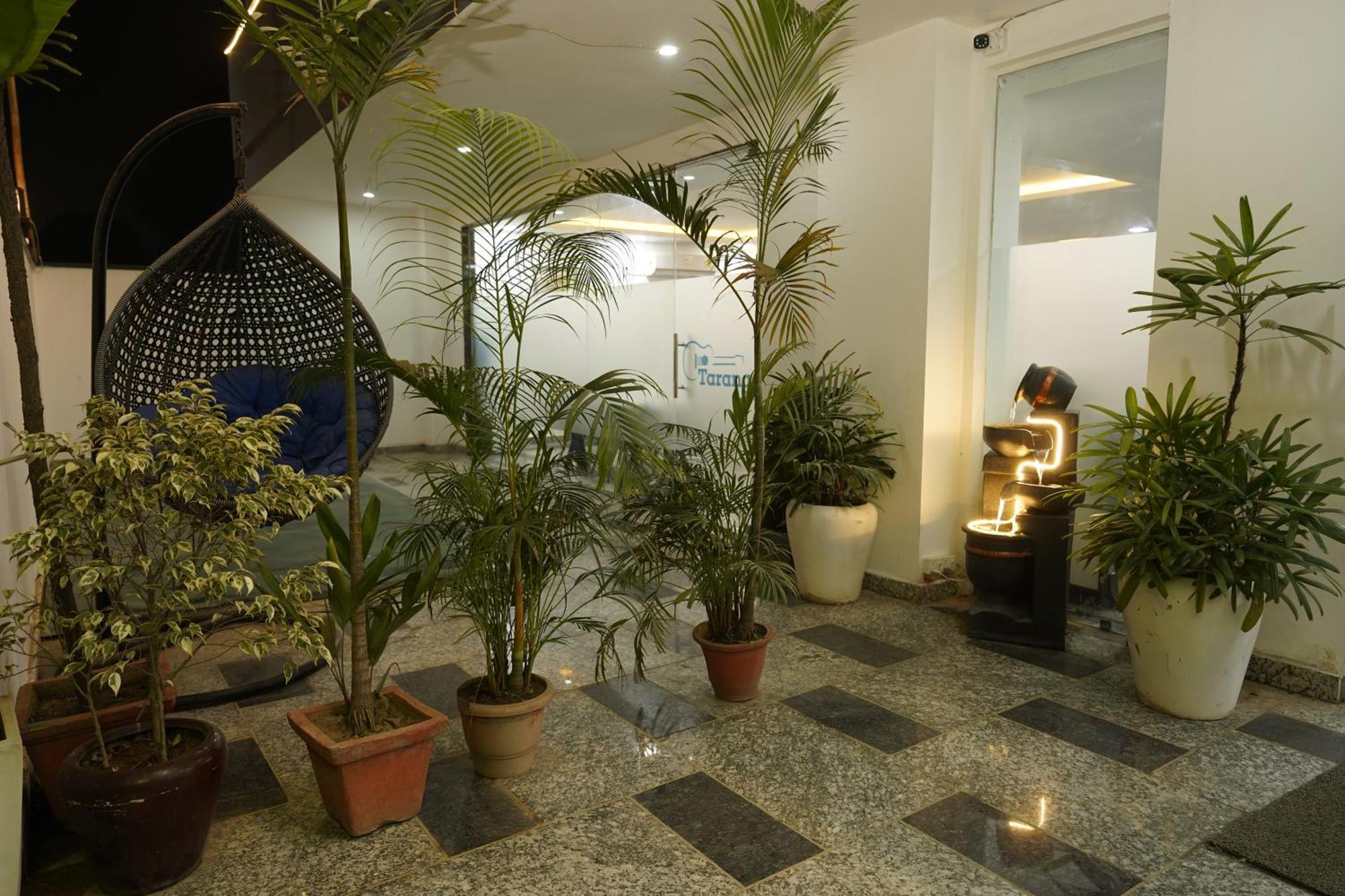 Posh Garden Inn Artemis Hospital Road グルガウン エクステリア 写真